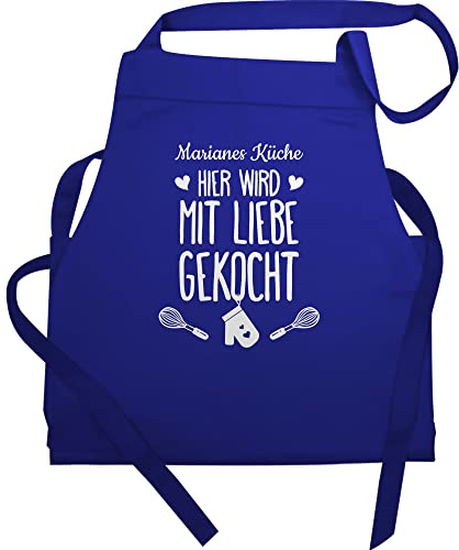 Geschenk mit Namen personalisiert by Shirtracer - Schürze - Kochschürze - Hier wird mit Liebe gekocht mit Name I Geschenk Kochen