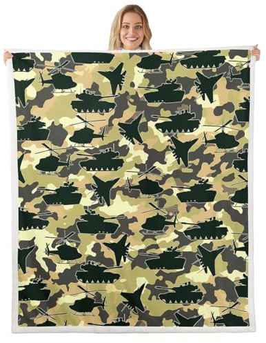 Loussiesd Manta de forro polar con equipo militar, individual de 50 x 60 pulgadas, para niños, helicóptero, luchador, cobija de sherpa mullida para niños y niñas, estampado de camuflaje para cama