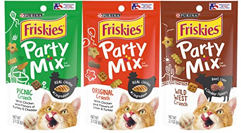 Friskies Cat Treat Party Mix Love Pack