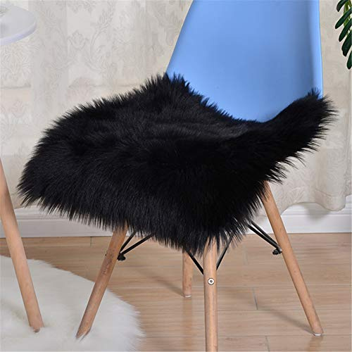 SWECOMZE Plüsch Stuhlkissen Faux Lammfell Sitzkissen Bürostuhlkissen Schülermatte, Als Faux Bett-Vorleger oder Matte für Stuhl Sofa (Schwarz,50 * 50 cm)