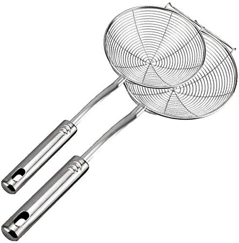 WDong Set of 2 Stainless Steel Mesh Strainer Ladle,13.8'', 15.3'' Wire Skimmer Spoon Colander with Long handleand Hook for Kitchen Frying Food, Pasta, Spaghetti, Noodle, Chips