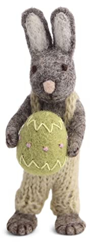 Én Gry & Sif handgefilzter Osterhase mit Ornament - Häschen - Anhänger aus Filz - Ostern-Deko - fair Trade Handmade (Grauer Hase mit grünem Ei)