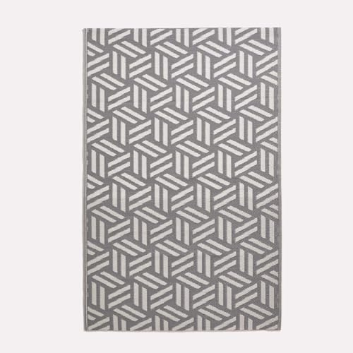 HOMESCAPES Alfombra de exterior blanca y gris para jardín o patio, 100% plástico reciclado, 150 x 240 cm, ligera, impermeable, geométrica, para uso interior y exterior