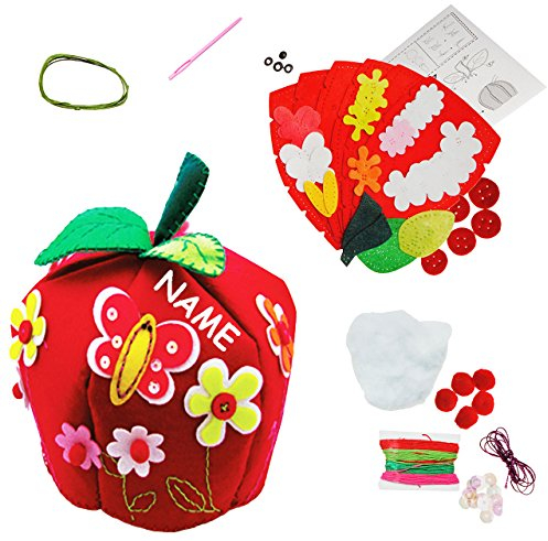 alles-meine.de GmbH Bastelset - Filz Figur/Teewärmer/Tassenwärmer/Kaffeewärmer - Versteck - Apfel - zum Sticken, einfaches Nähen per Hand - incl. Name - XXL Nadelkissen..