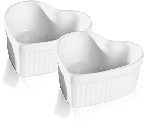 PLATEYTR Moldes para Soufflé, Juego de 2 Cuencos de Cerámica Crème Brûlée l para Hornear y Presentar, Cuencos de Postre para Magdalenas, Cupcakes, Pudín, Ragout Fin (Blanco, Amor,9 x 4 cm)