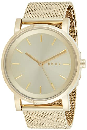 DKNY Damenuhren Soho, Dreizeigeruhrwerk, 34 mm Gehäuse aus goldfarbenem Edelstahl mit Edelstahlarmband, NY2621