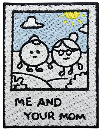 Finally Home Patch zum Aufbügeln - Me and Your Mom | Foto Retro Patches, Lustige Mutter Bügelbilder, Old School Spruch Aufbügler, Witziger Aufnäher, Vintage Flicken