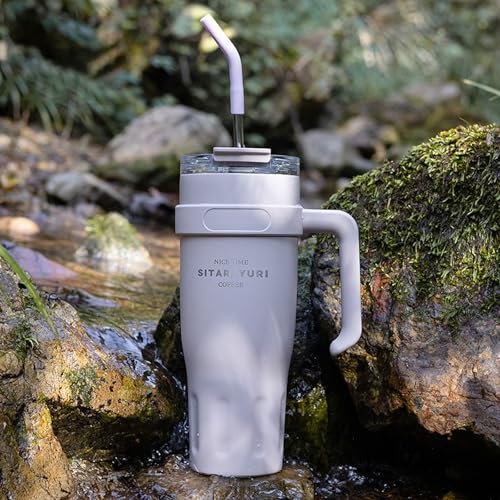 JUMUAO 40oz Reise Trinkbecher Doppelwandiger Edelstahl,Vakuum Thermobecher mit Griff und Trinkhalm,1100ml Kaffeebecher to Go,Isolierbecher Autobecher,für Kalte Heiße Getränke (Grau Lila)