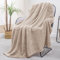 Exclusivo Mezcla Coperta Plaid Pile di Flanella per Divano, 130x170 CM Coperta Letto Singolo con Modello a Foglie, Morbida e Calda, Cammello