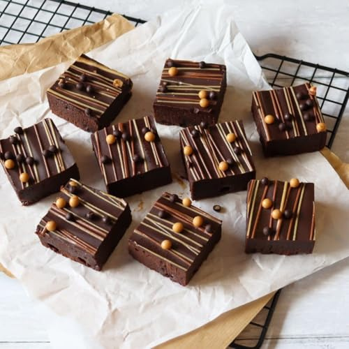 Biscuiteers Salted Caramel Hand-made Brownies - 9 Chocolate Gift Box | Salted caramel chocolate brownies hand-crafted in our London bakery. Food gift set for Christmas, birthdays and hampers.