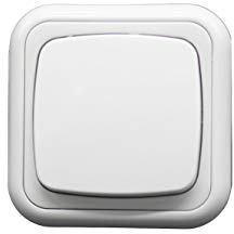 Conmutador de superficie 10A/250V, ideal para controlar circuitos eléctricos en interiores y exteriores.