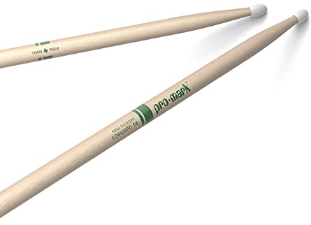 ProMark Classic Forward 5B Drumsticks, Nylonspitze | ProMark Hickory Drumsticks bieten ausgewogene Ansprache, gleichmäßiges Spielgefühl, Haltbarkeit und Zuverlässigkeit.