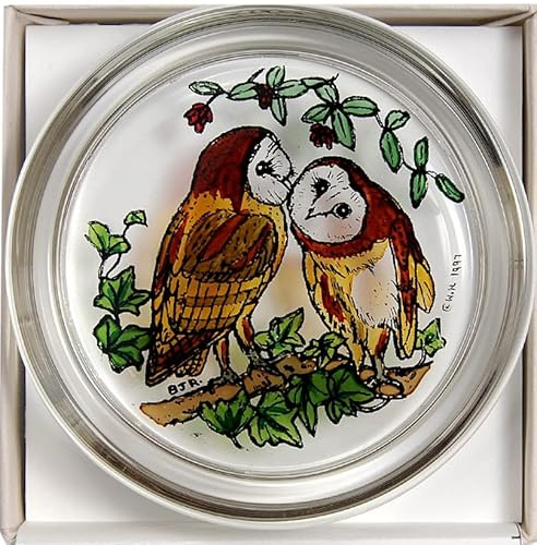 Dekorativer handbemalter Briefbeschwerer aus Buntglas im Scheunen-Eulen-Design