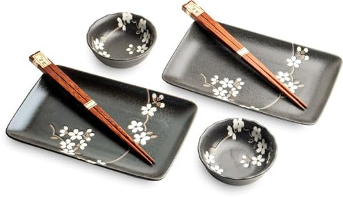 Sushiset SAKURA Porzellan Sushi Teller Set hergestellt in Japan Geschenkset Schwarz zwei Sushiteller zwei kleine Schalen zwei Sets Essstäbchen