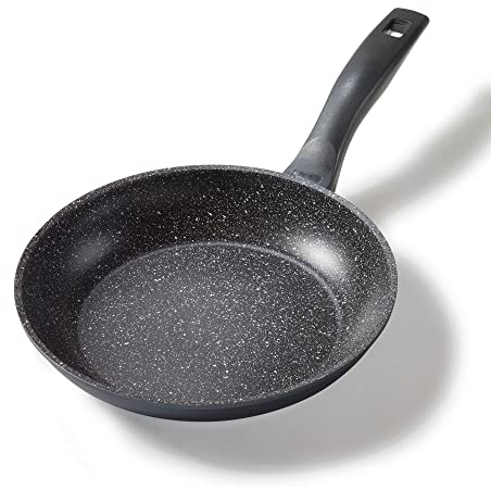 STONELINE Made in Germany Bratpfanne 24cm, antihaft beschichtete Pfanne mit echten Steinpartikeln, alle Herdarten inkl. Induktion, Fett oder Öl freies Braten