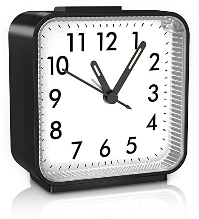 Ankilo analog väckarklocka liten, nyaste visare väckarklocka analog klocka tyst utan tickande, väckarklocka med snooze-funktion, nattljus, batteridriven bärbar väckarklocka för sovrum vardagsrum
