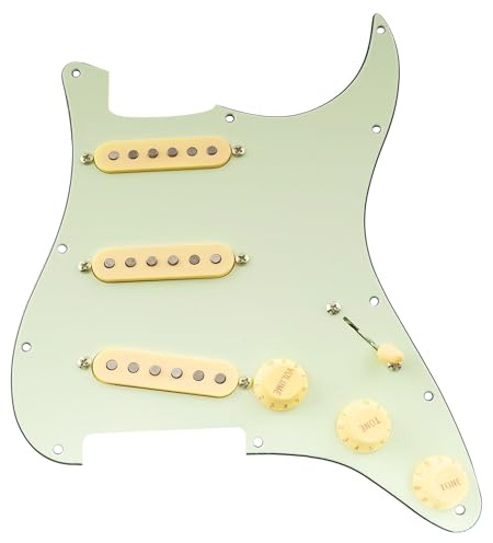 Musiclily Pro SSS Pre-wired Loaded Pickguard ST Gitarren Vorverdrahtetes Schlagbrett mit Artec Staggered Alnico 5 Single Coil Tonabnehmer Set für Fender Strat Style E-Gitarre, 3-lagig Mint Green