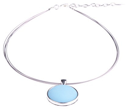 Adi-Modeschmuck Halsreif Polly, 25mm original Polaris Cabochon in einer Fassung aus versilbertem Messing an einem Bündel aus 5 nylonummantelten Stahlfäden, handgefertigt Berlin (türkis)
