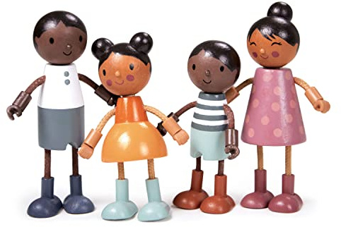 Tender Leaf Toys - Humming Bird Doll Family - Multicultural Wooden Dolls House Family Set with Flexible Arms and Legs - Inspires Endless Imaginative Play - Age 3+
