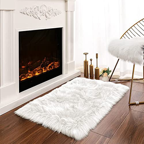 Latepis Tapis Blanc 60x90 cm Fausse Fourrure Petit Tapis Flauschig pour Couloir Lavable Shaggy Doux Décoration de Chambre
