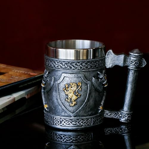 Medieval Viking Axes Mug Gifts for Men, English Gold Lion Shields Beer Steins Tankard Stainless Coffee Cup Renaissance Art Norse Decor Home Kitchen Party Decoration Drinkware