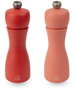 PEUGEOT - Pfeffermühle + Salzmühle Tahiti Feuer 15 cm + Pfeffer & Steinsalz - Klassische Mahlgradeinstellung - Aus PEFC-zertifiziertem Holz - Französiches Know-How - Ziegel- & Flammenrot | Salz- und Pfeffermühlen-Set, Mahlgradeinstellung oben, lebenslange Mechanismusgarantie, PEFC-Buchenholz