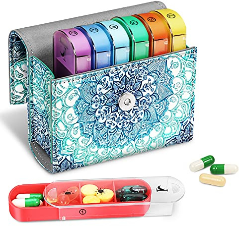 FINPAC Pastillero Semanal 4 Tomas 7 Días, 28 Compartimentos Organizador Medicamentos con Estuche de Cuero PU y Nombre de Tarjeta, Vitamina Caja de Almacenamiento para Viaje, Emerald Illusions