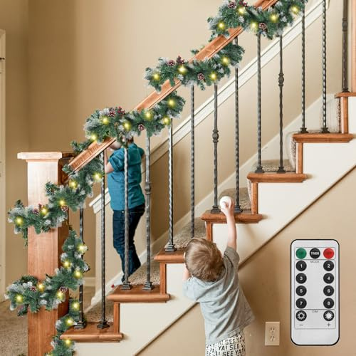 Eikuavons Weihnachtsgirlande, 5m Künstlich Tannengirlande mit Beleuchtung, 100 LEDs Warmweiß Weihnachtskranz inkl. Deko, USB 8 Modus, Girlande Weihnachtsbeleuchtung Weihnachtsdeko