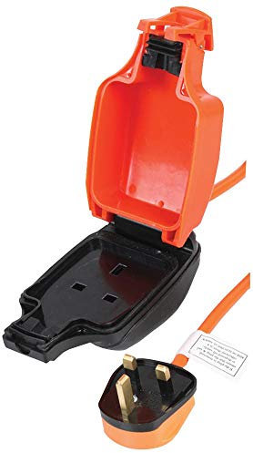 Pro Elec PEL01007 mains Extension Lead with Outdoor 1-Gang Socket, IP54