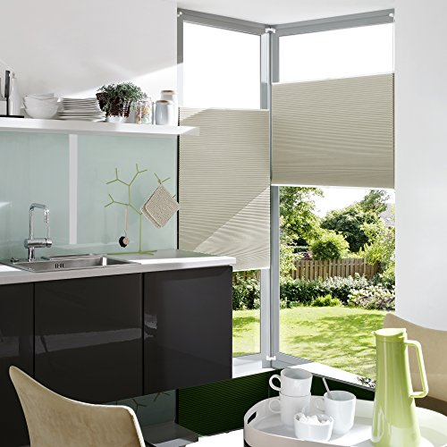 Liedeco® Thermo Plissee verspannt mit Klemmträger / 100 x 130 cm Ecru/lichtundurchlässig verdunkelnd Blickdicht energiesparend/leichte Innen-Montage ohne Bohren / 123 montiert