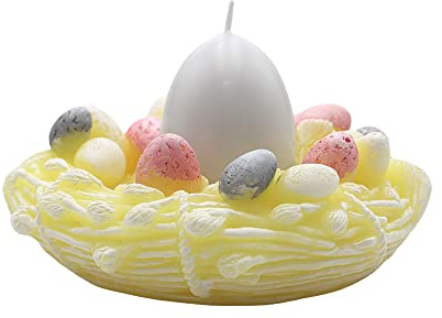 Dekohelden24 Osternestkerze, Kerze in Osternest aus Wachs, Eikerze weiß, Nest in gelb, Geschenkverpackung mit rosa Schleife, 13 x 7 cm