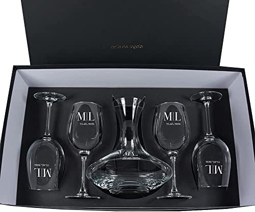 Set personnalisé avec carafe et verres à vin gravés du monogramme, avec les initiales et la date que vous souhaitez. Trois modèles différents au choix