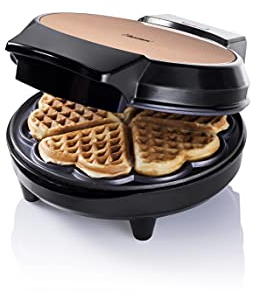 Bestron Waffeleisen für klassische Herzwaffeln, Waffelautomat mit Antihaftbeschichtung für Waffeln in Herzform, 700 Watt, Farbe: Kupfer