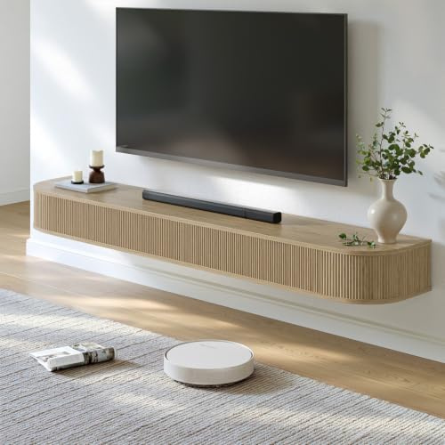 Zurefano Hängendes TV Lowboard 180 cm lang Buche Holzoptik Modern | Schwebender TV Schrank für 65–75 Zoll Fernseher, sanft abgerundete Ecken & frontseitige Einfräsvertiefung, im Wohnzimmer
