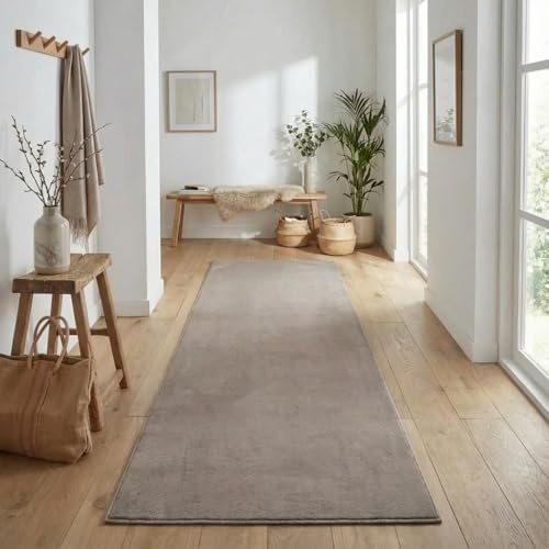 Jimri Flauschiger Teppich Läufer - Hochwertiger Kurzflor für Zuhause, Büro, Küche, Eingang, Flur, Wohnzimmer - Maschinenwaschbar - Rutschfester Teppich Waschbar - 80x250 cm - Taupe