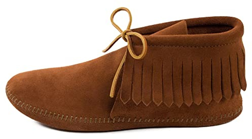 Minnetonka Men's Classic Fringe Boot, Soft Leather Sole Brown, 8 M US