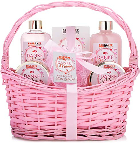 BRUBAKER Cosmetics - Danke Mama - 7-teiliges Bade- und Dusch Set mit Rosen Vanille Duft - Geschenkset in Vintage Korb Pink Rosa - Beauty Geschenk für die Mutter