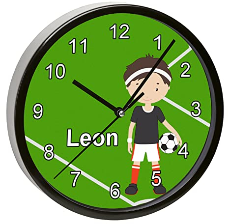 CreaDesign, Wanduhr Kinder personalisiert mit Name, Motiv Fußballspieler, Rahmen Wanduhr schwarz, Ø 19,5 cm