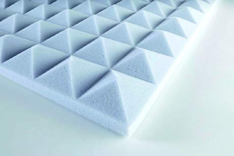 Mousse acoustique de mélamine - Basotect pyramidale 30 auto-adhésif