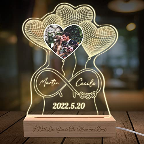 Lampada Personalizzata con Foto 3D Personalizzato Illusione Luce Notturna Stampato Nome Testo Cuori Targa in Acrilico con Base in Legno per Uomini Donne San Valentino Anniversario Regalo di Compleanno