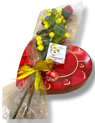 Confezione Regalo Festa della Donna con Scatola Cuore Rossa 7 Praline al Cioccolato al Latte 96g, Mazzo Mimose Artificiali e Rosa in Cioccolato