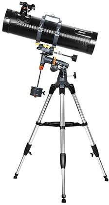 Télescope réflecteur, ouverture de 130 mm, longueur focale 650 mm, monture équatoriale avec trépied et viseur.