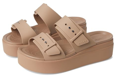 Crocs Damen Brooklyn Buckle Low Wedge Sandal, Latte, 36/37 EU