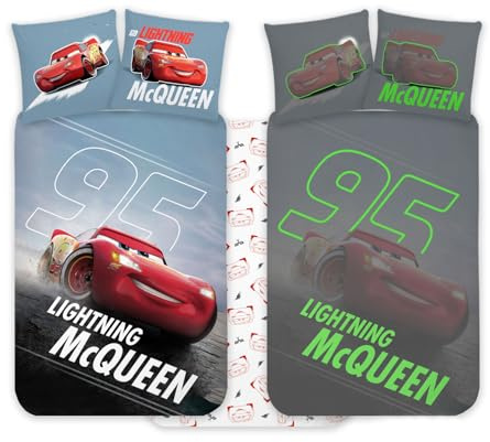 Disney Cars McQueen - Juego de ropa de cama tamaño cuna de 100 x 140 cm y funda de almohada de 40 x 45 cm, juego de edredón que brilla en la oscuridad para niños, juego de cama reversible para niños y