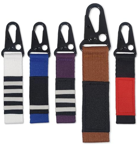 OKAPIS Jiu Jitsu Keychain BJJ Belt Promotion Gift Brazilian Jiu-Jitsu White Blue Purple Brown Black Belt Backpack Keyring (Brown)