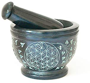 NKlaus Mortaio Fiore della Vita in pietra ollare Ø 10cm nero con pestello Mortarium 1,2kg pesante ciotola per grattugiare spezie erbe incenso 4025