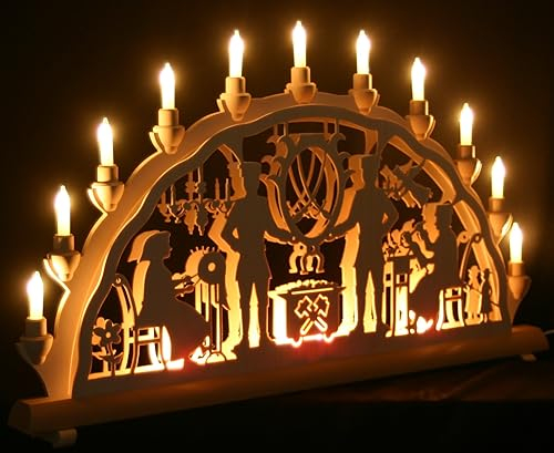 Schlick & Türk Schwibbogen Bergmann Schnitzer Klöppelfrau - Motiv - 68cm, 11 Kerzen + Vorbeleuchtung - Feine Handarbeit aus dem Erzgebirge - Weihnachten erzgebirgischer Lichterbogen