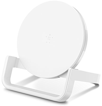 Belkin drahtloser Boost Up Ladeständer 10 W, drahtloses Qi-Schnellladegerät (geeignet für iPhone XS, XS Max, XR, X, 8, 8 Plus, Samsung S9, S9+ und andere Geräte (Netzteil enthalten)) weiß
