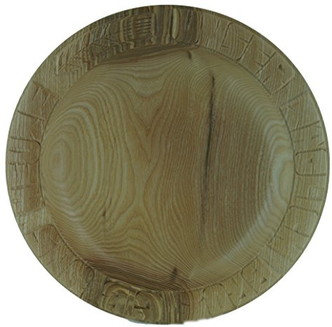 Holzschnitzerei Bley Brotteller: Brotteller aus Eschenholz 31-33 cm, Holzteller mit geschnitzter Schrift „ UNSER TÄGLICH BROT GIB UNS HEUTE“, Höhe des Tellers ca. 4-4,5 cm