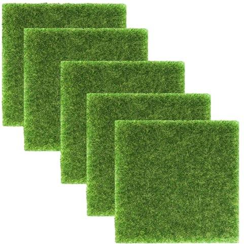 JCKD 5 Piezas Alfombra Césped Artificial Miniatura, Césped Artificial Musgo Miniatura, Alfombra Césped Artificial Verde para Decoración de Jardín Interior y Exterior, Decking (15 x 15 cm)